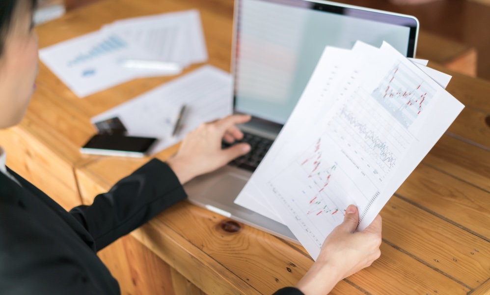 The SME Survival Guide to Currency Volatility: Why FX Risk Management is Non-Negotiable